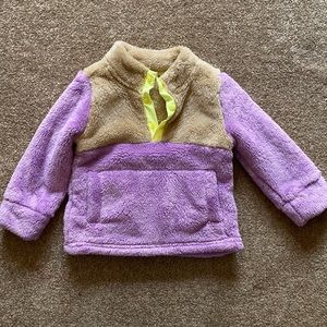 Color block fleece sweater